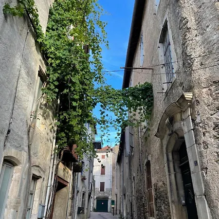 Guest house Lelieu Source, Au Jardin 4*