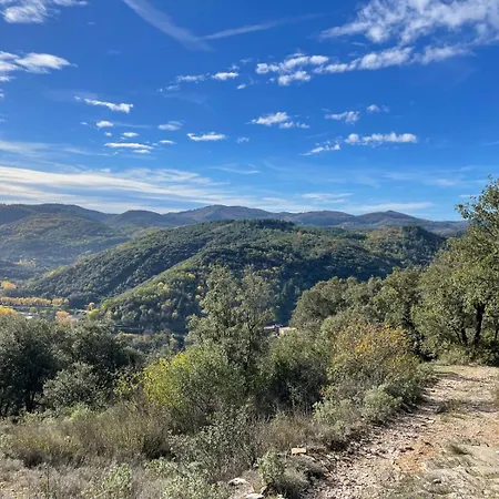 Lelieu Source, Au Jardin Guest house 4*