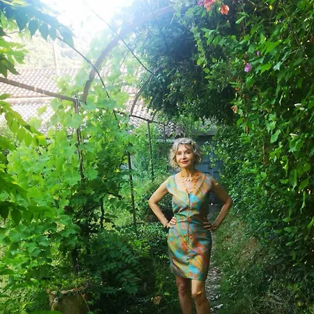 Guest house Lelieu Source, Au Jardin 4*